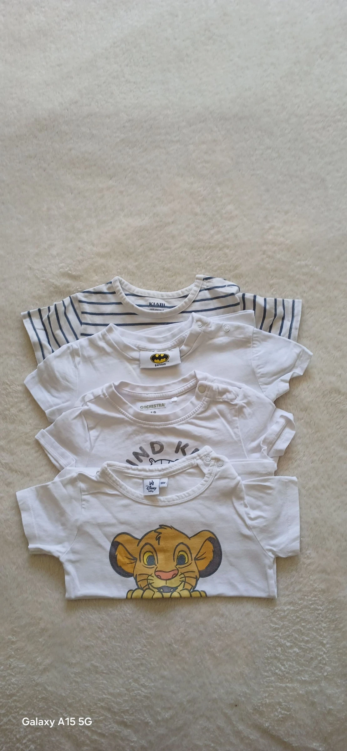 Tee shirt manches courtes 18 mois tres bon.état